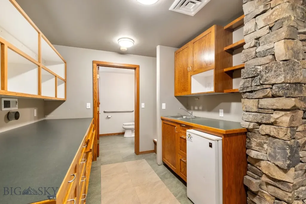 122 S Willson Avenue Bozeman MT 59715