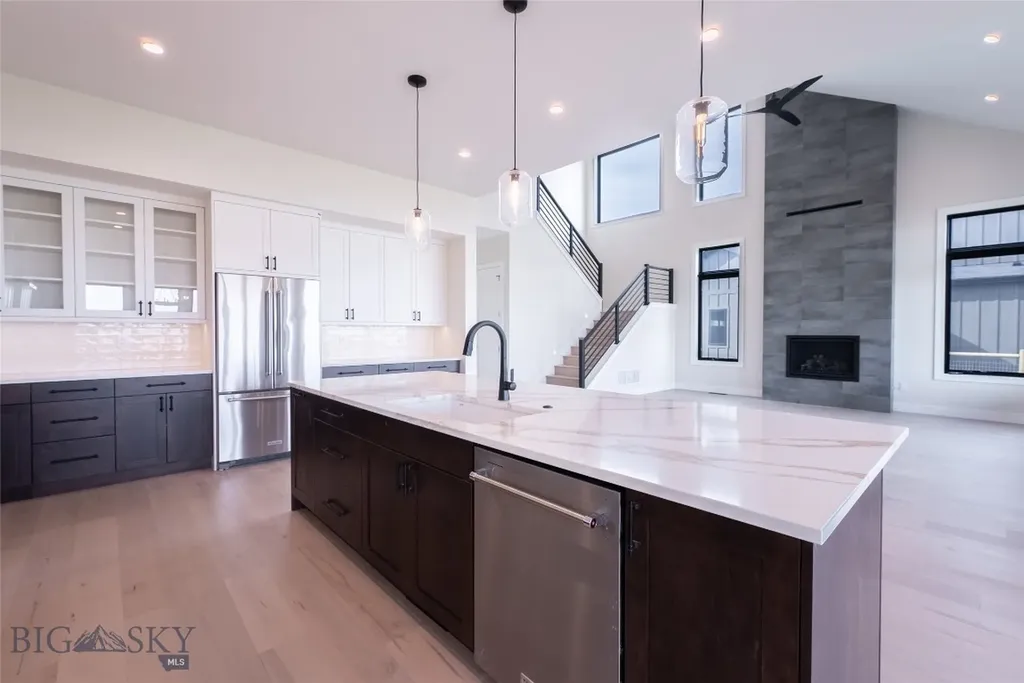 220 Creekbank Loop Bozeman MT 59718
