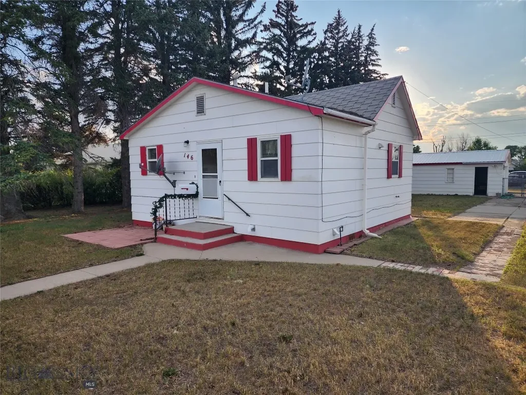 146 3rd Avenue NW Cut Bank MT 59427