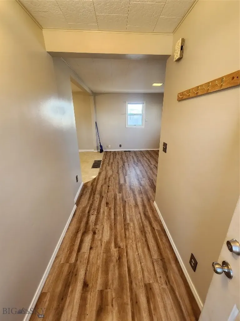 146 3rd Avenue NW Cut Bank MT 59427