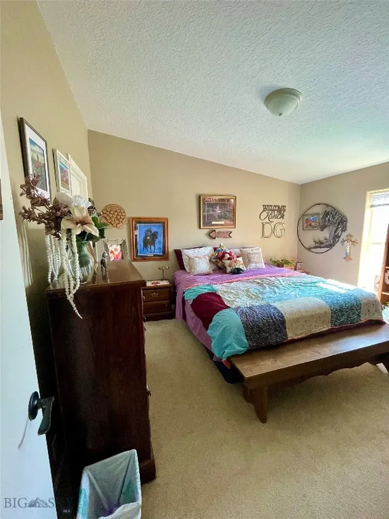 105 Mt-80 Fort Benton MT 59442