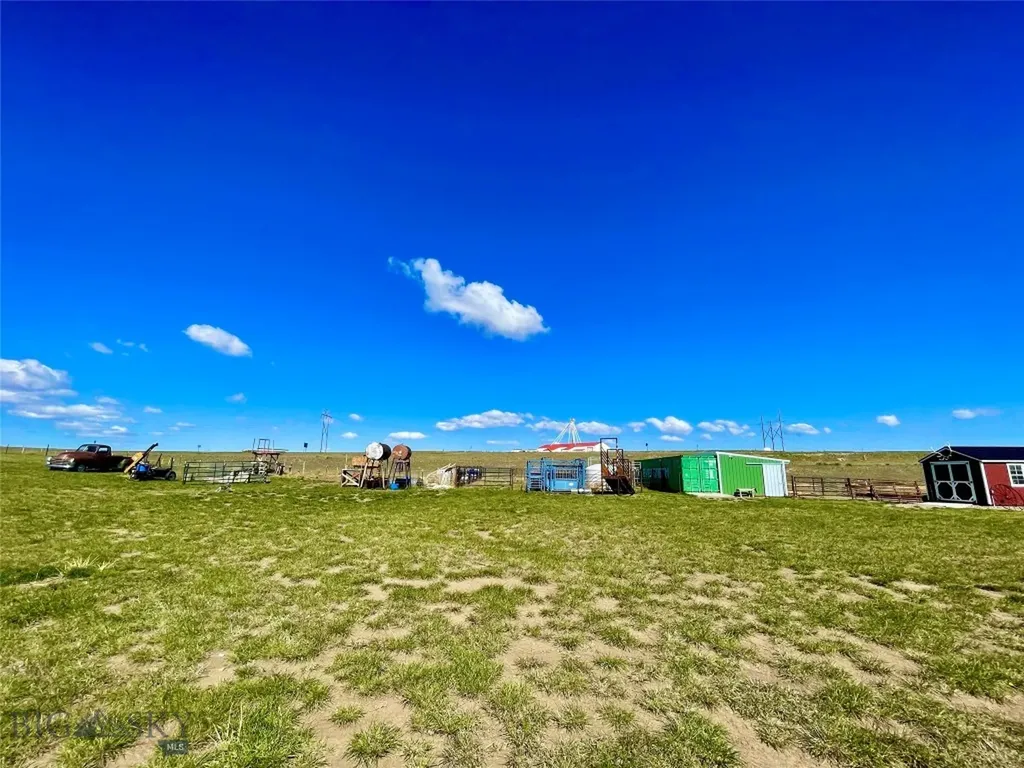 105 Mt-80 Fort Benton MT 59442