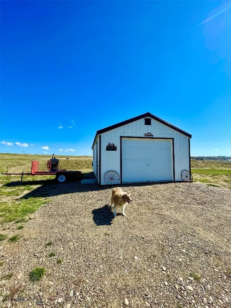 105 Mt-80 Fort Benton MT 59442