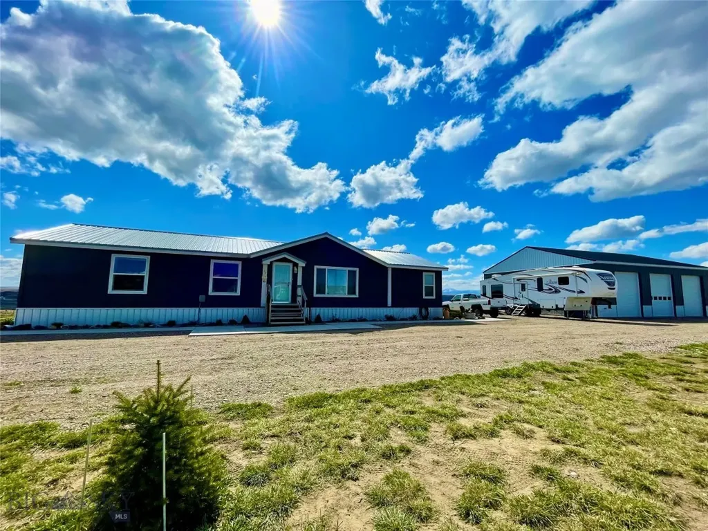 105 Mt-80 Fort Benton MT 59442