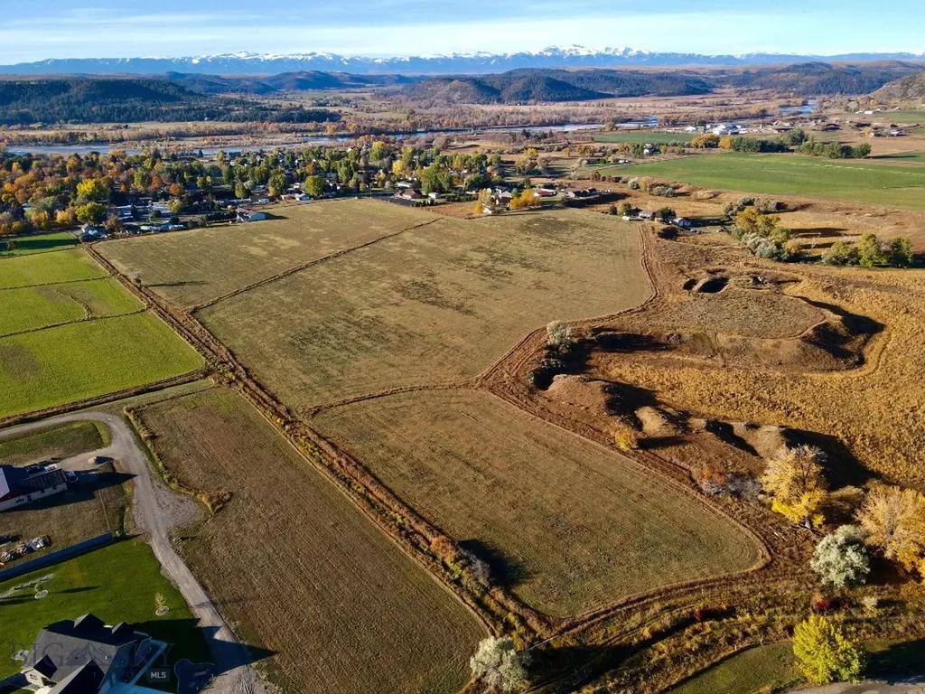 Tbd Centennial Road Columbus MT 59019