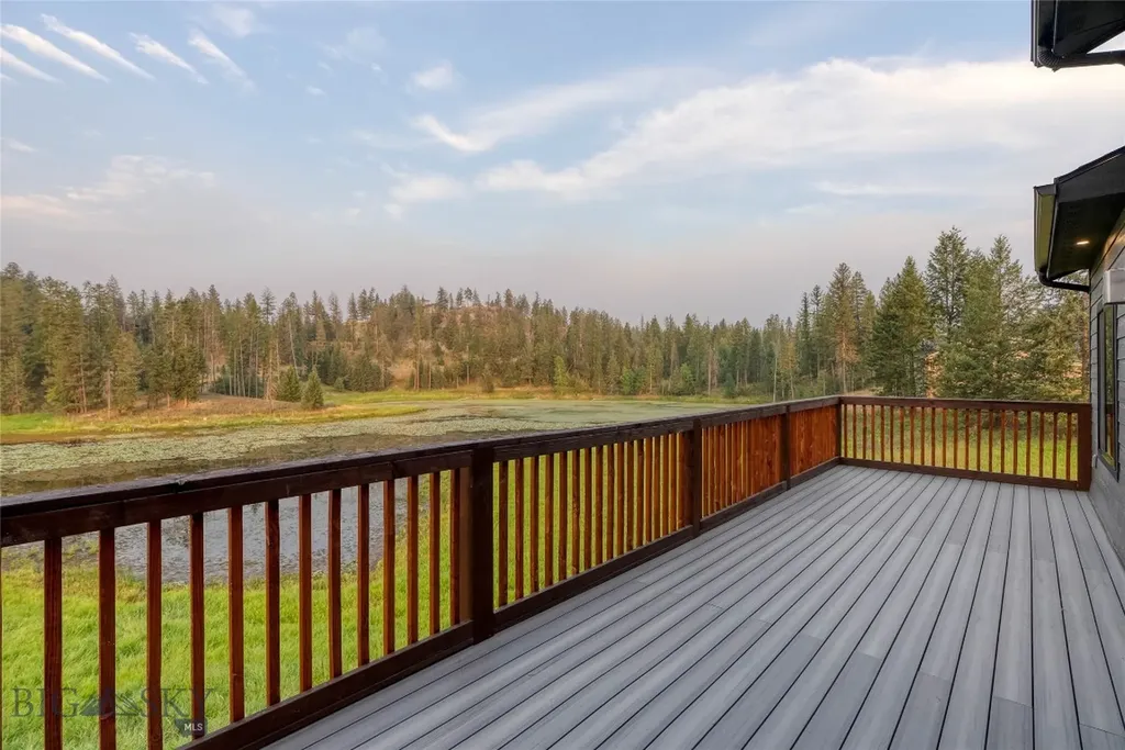 29 Bear Paw Loop Bigfork MT 59911