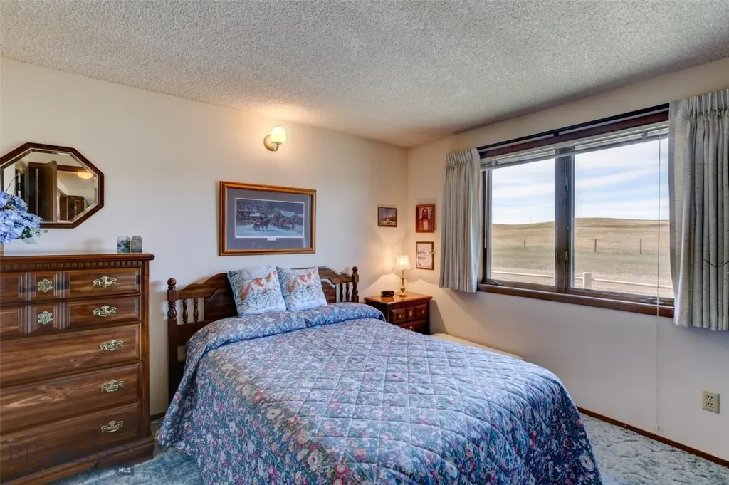 28 W Grannis Livingston MT 59047