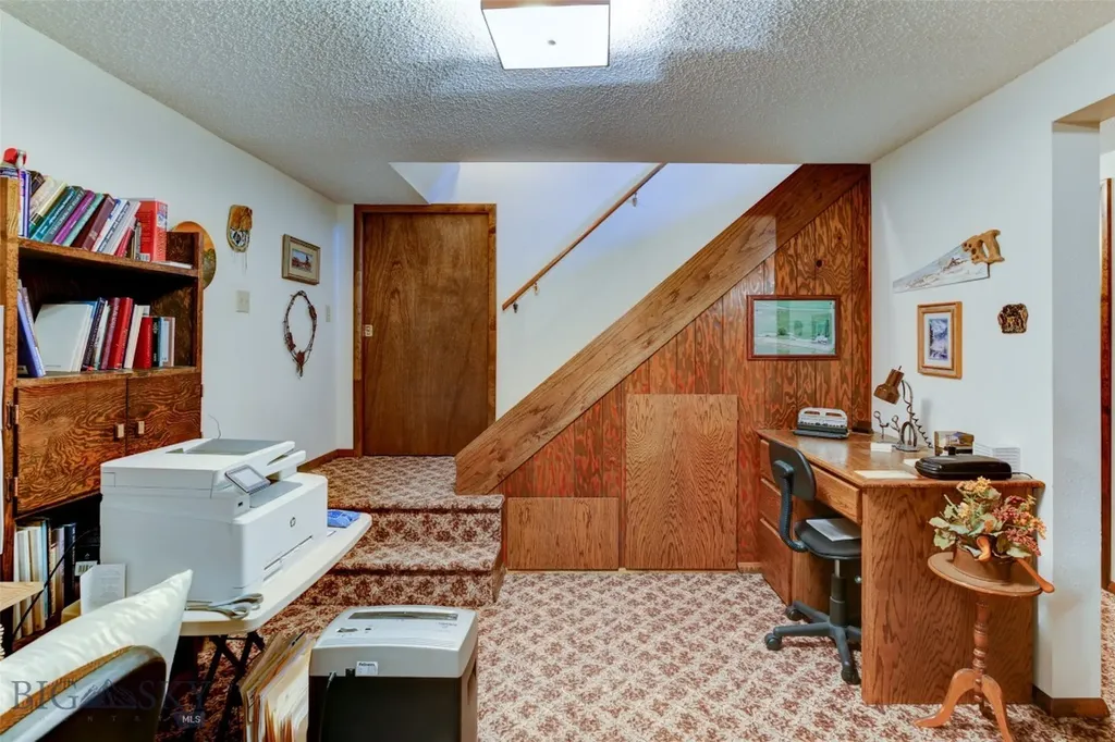 28 W Grannis Livingston MT 59047