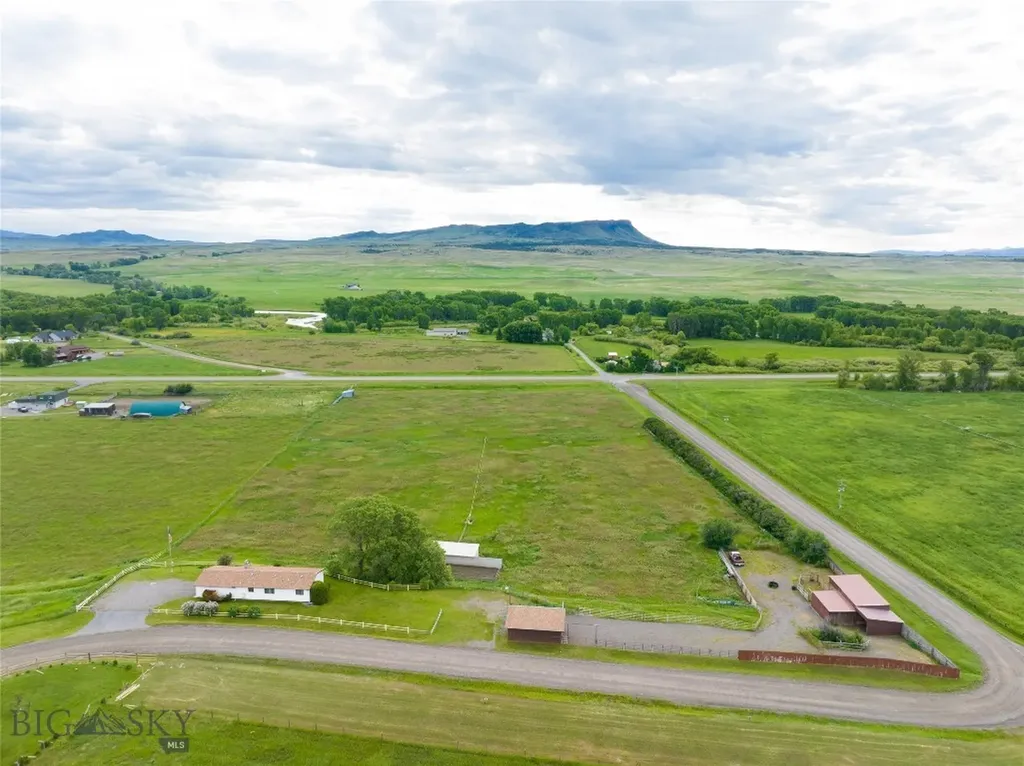 28 W Grannis Livingston MT 59047