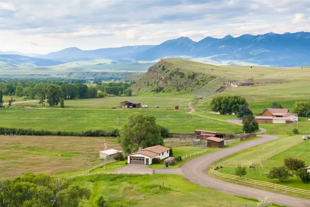 28 W Grannis Livingston MT 59047
