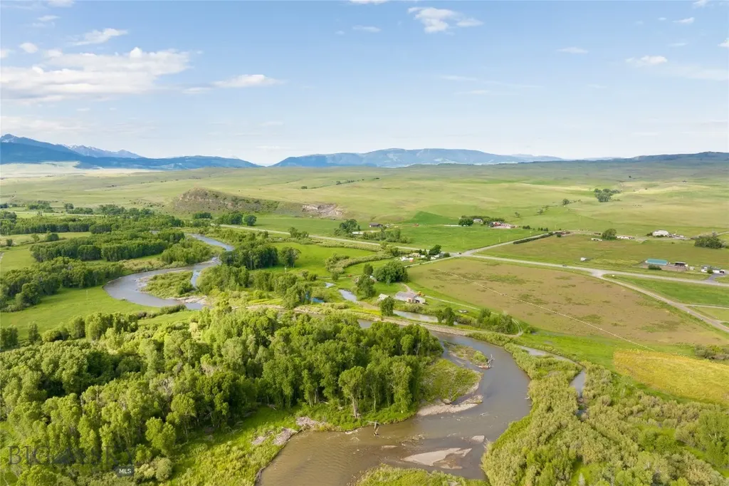 28 W Grannis Livingston MT 59047
