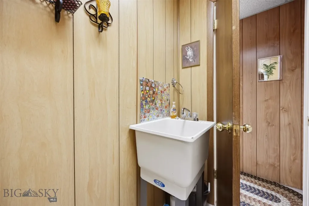 605 E Park Avenue Anaconda MT 59711