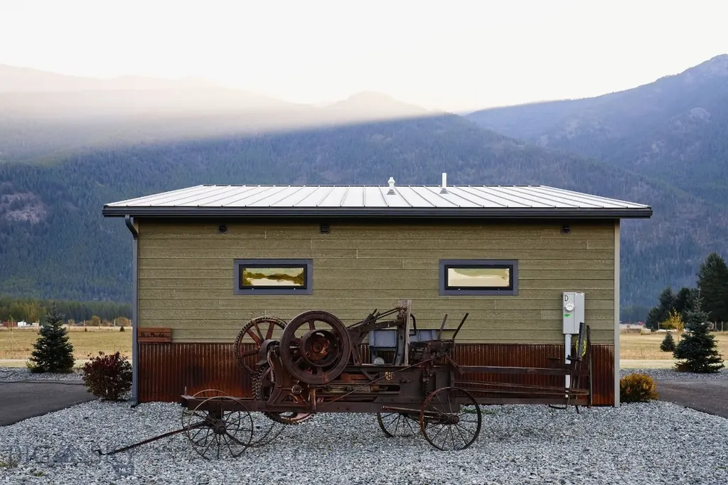 2360 Mount Highway 206 Columbia Falls MT 59912