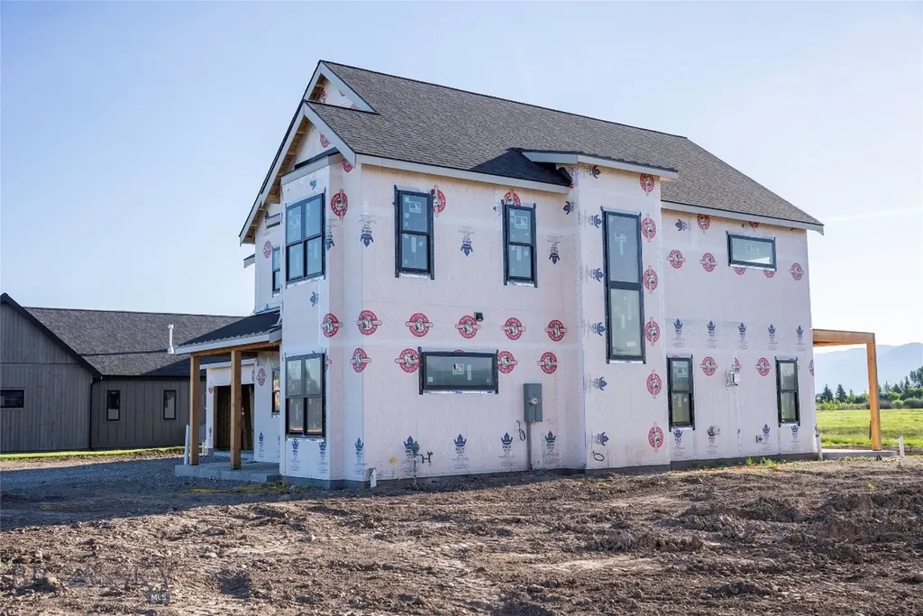 202 Creekbank Loop Bozeman MT 59718