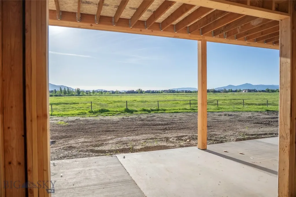 202 Creekbank Loop Bozeman MT 59718