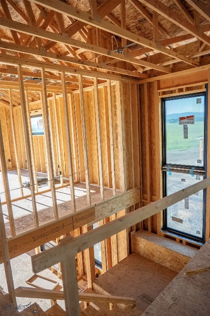 202 Creekbank Loop Bozeman MT 59718