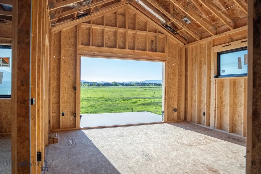 202 Creekbank Loop Bozeman MT 59718