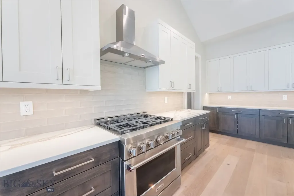 202 Creekbank Loop Bozeman MT 59718