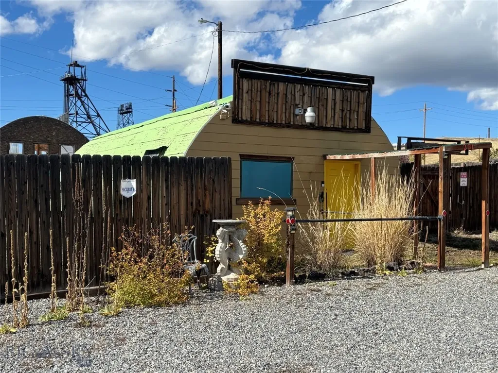 201 Continental Butte MT 59701