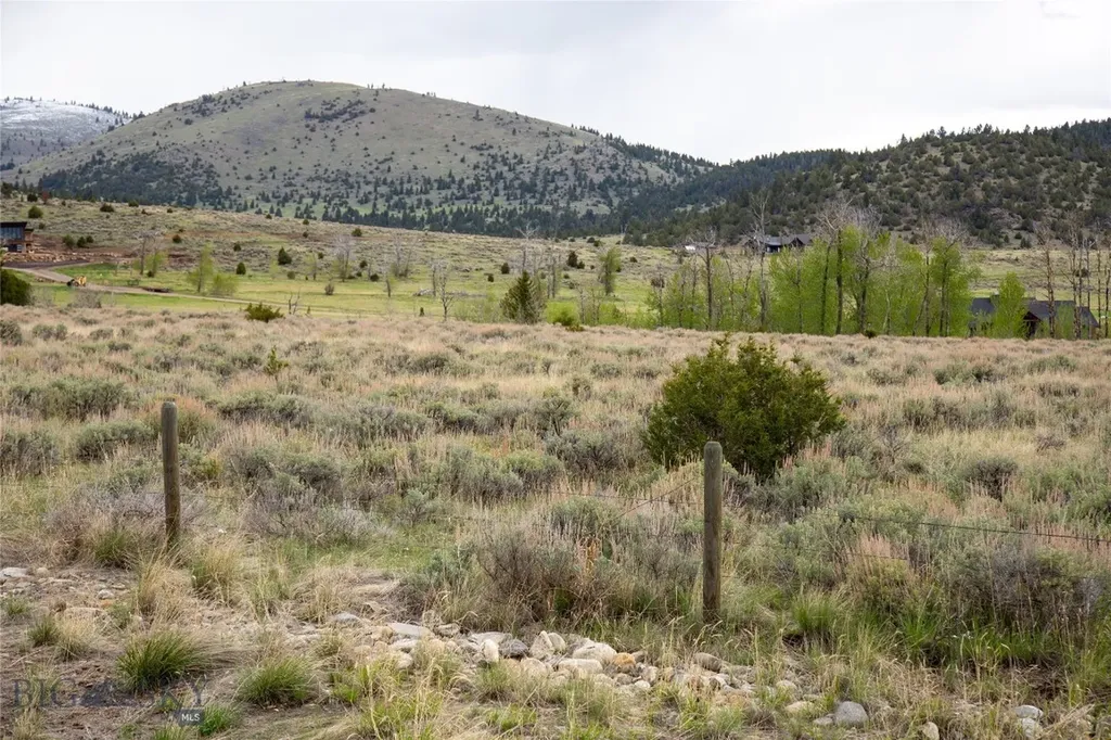 Lot 5 Wey's View Mcallister MT 59740