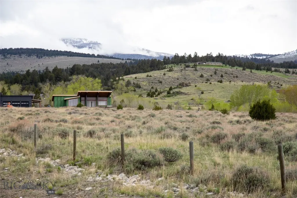 Lot 4 Wey's View Mcallister MT 59740