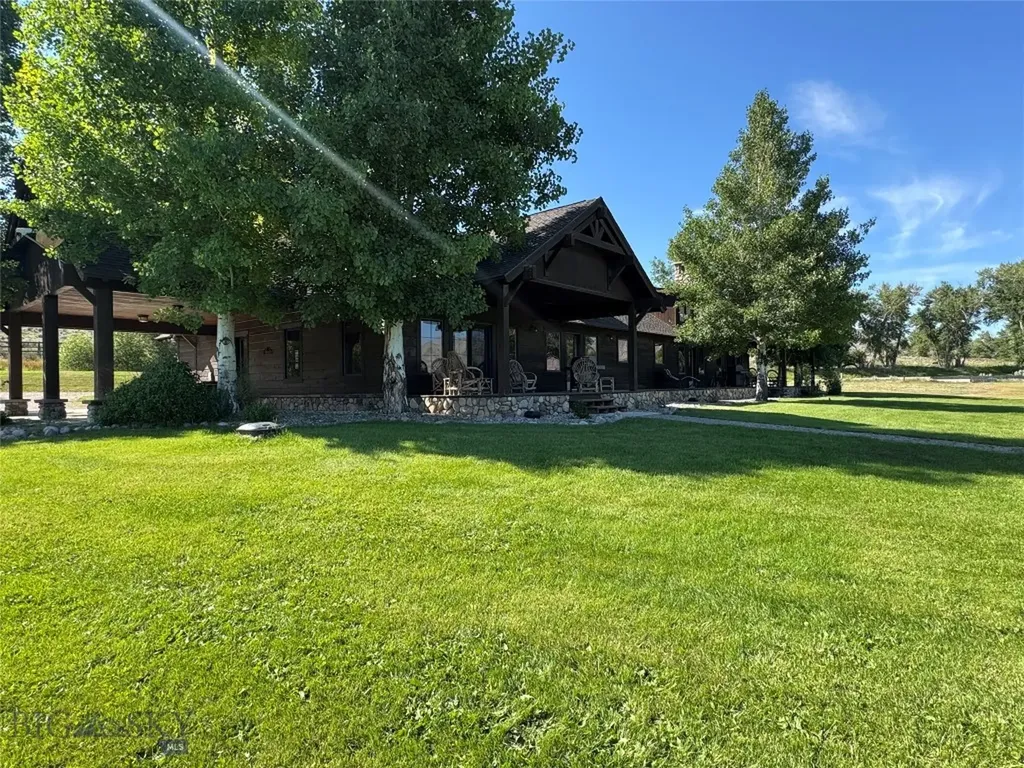 100 Snowberry Path Melrose MT 59743