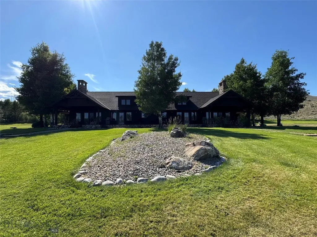 100 Snowberry Path Melrose MT 59743
