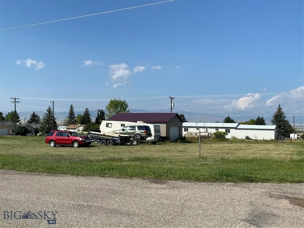 212 E Maginnis Street White Sulphur Springs MT 59645