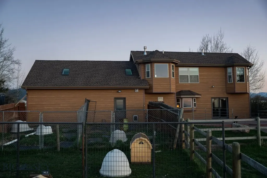 8265 Fowler Lane Bozeman MT 59718