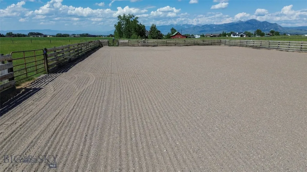 8265 Fowler Lane Bozeman MT 59718