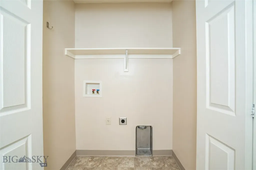 5 Avalon Court Emigrant MT 59027