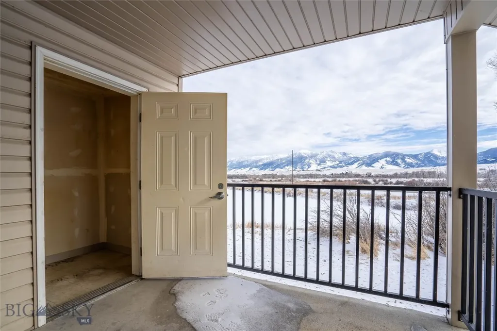 5 Avalon Court Emigrant MT 59027
