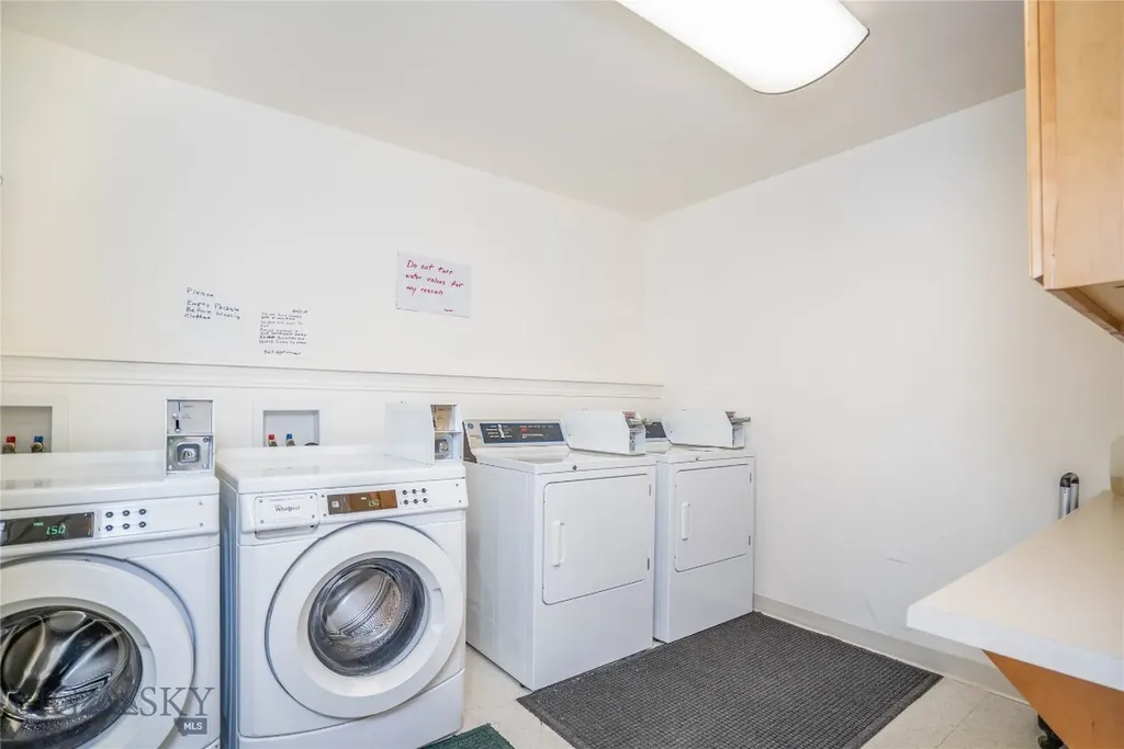 5 Avalon Court Emigrant MT 59027