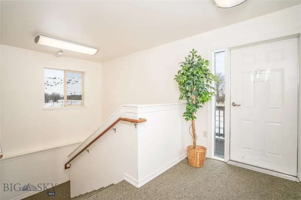 5 Avalon Court Emigrant MT 59027