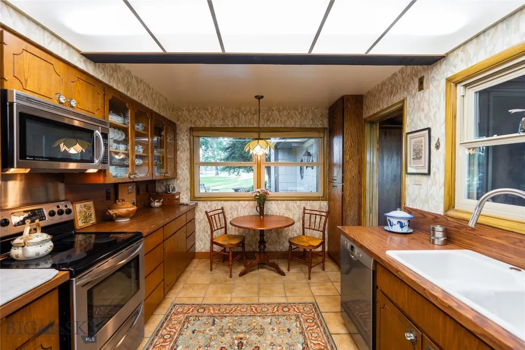 423 Riverview Court Great Falls MT 59404
