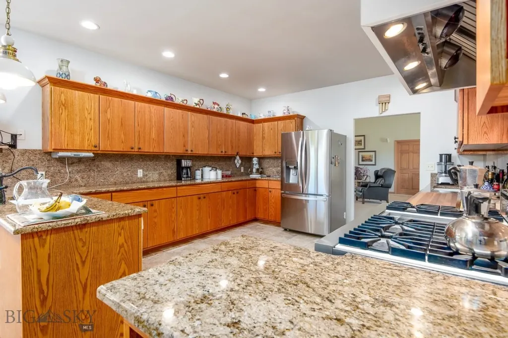 10 Sautter Lane Townsend MT 59644
