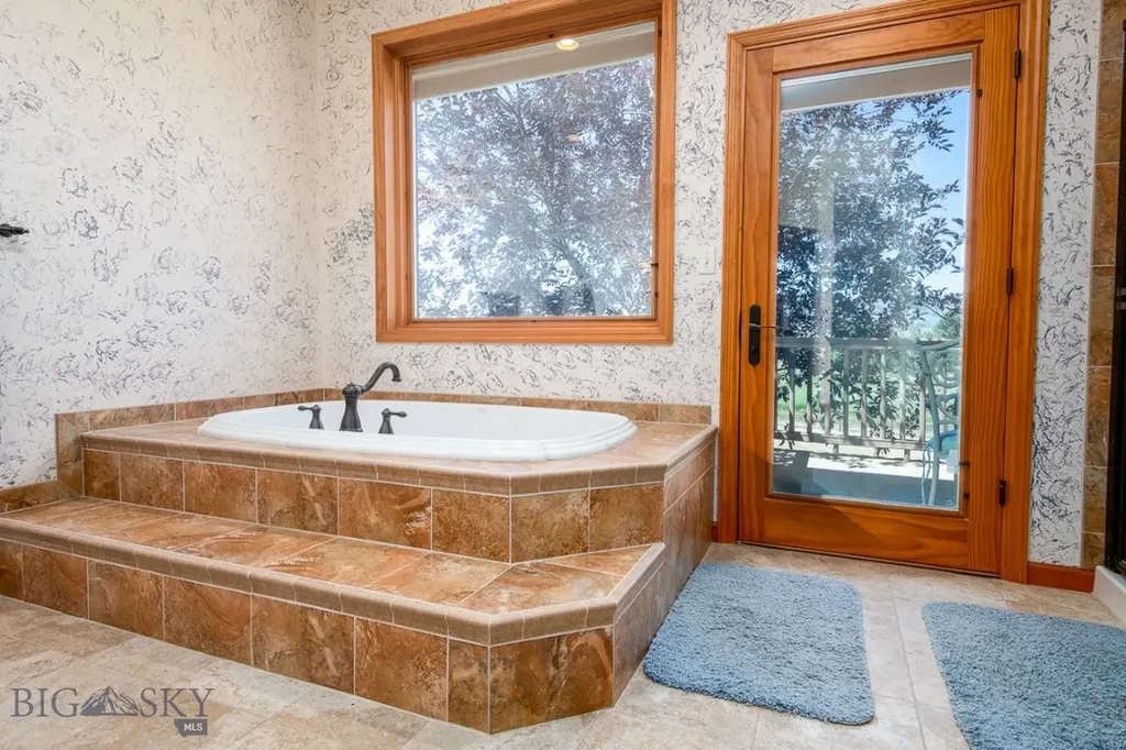 10 Sautter Lane Townsend MT 59644