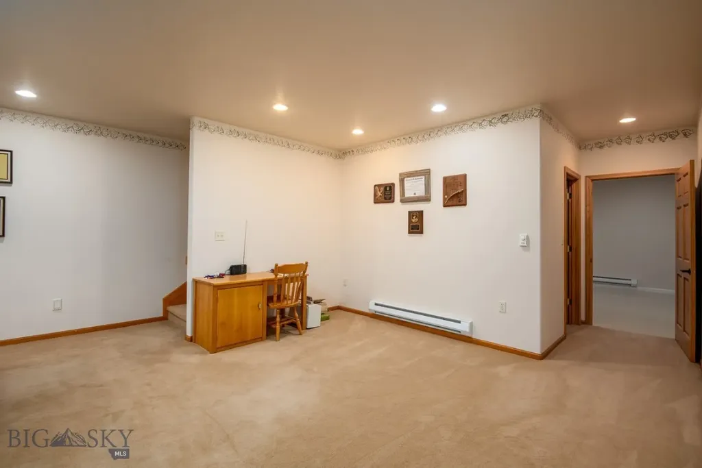 10 Sautter Lane Townsend MT 59644