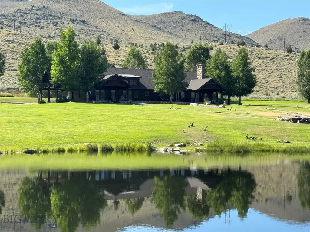 100 Snowberry Path Melrose MT 59743