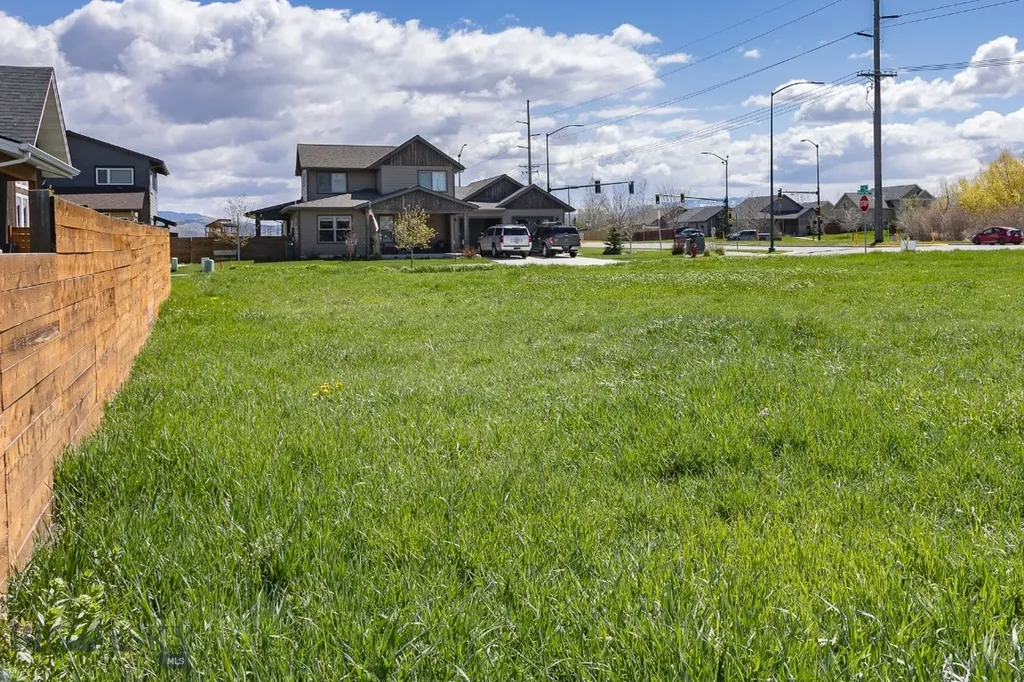1325 Ryun Sun Way Bozeman MT 59718