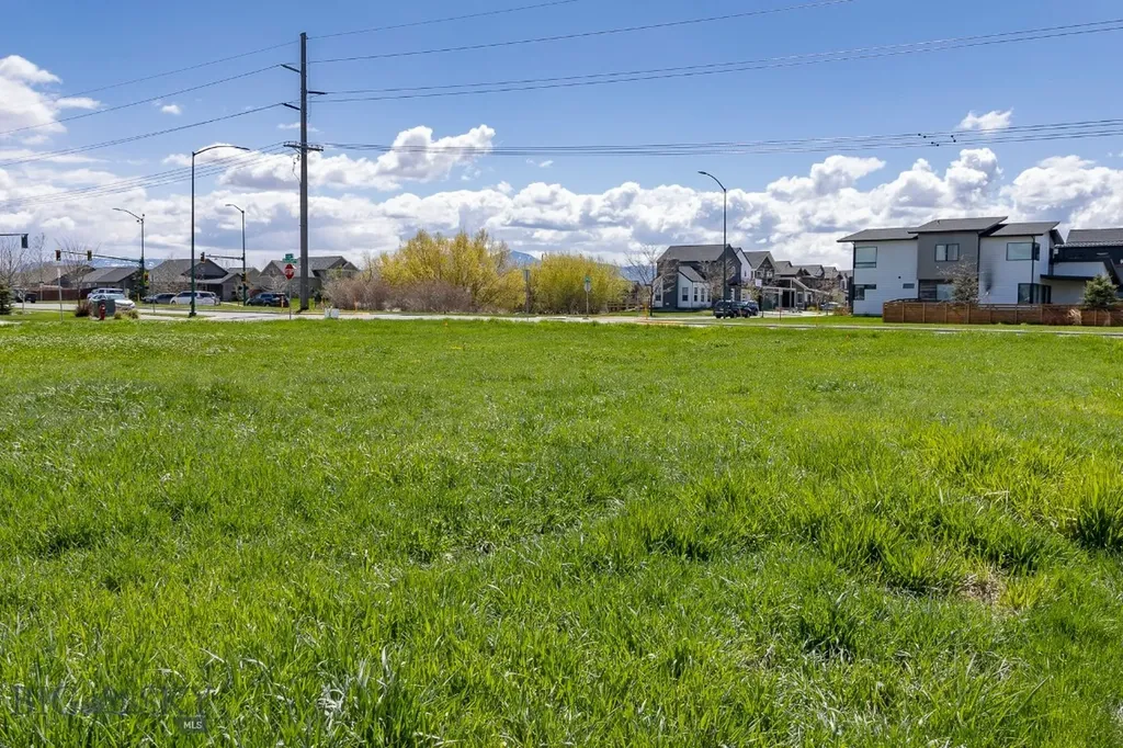 1325 Ryun Sun Way Bozeman MT 59718