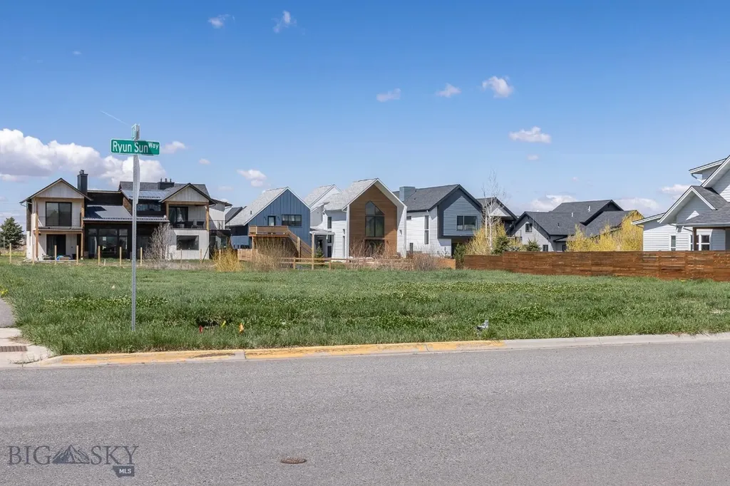 1325 Ryun Sun Way Bozeman MT 59718