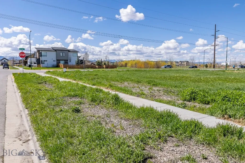 1325 Ryun Sun Way Bozeman MT 59718
