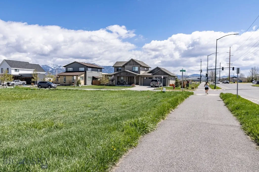1325 Ryun Sun Way Bozeman MT 59718