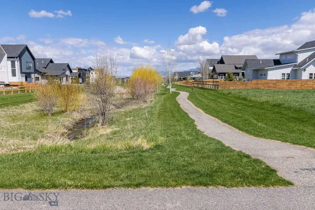 1325 Ryun Sun Way Bozeman MT 59718