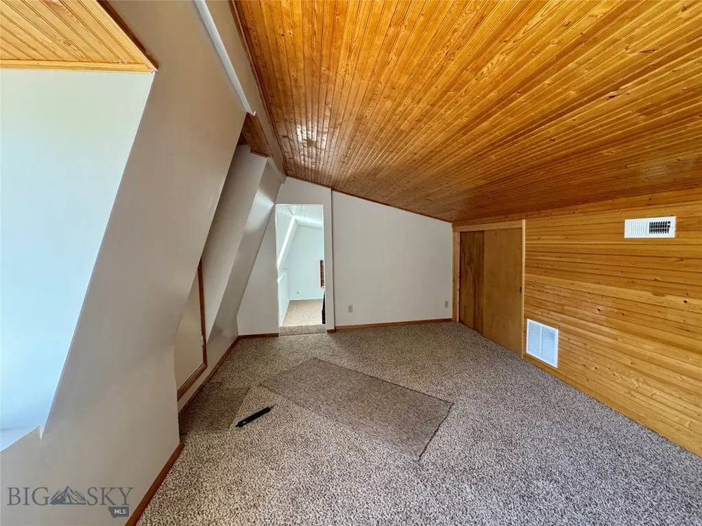 55 Equis Lane Butte MT 59701
