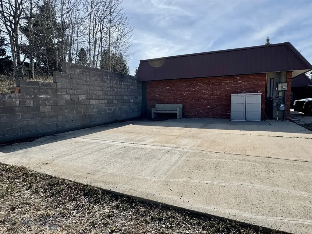 55 Equis Lane Butte MT 59701