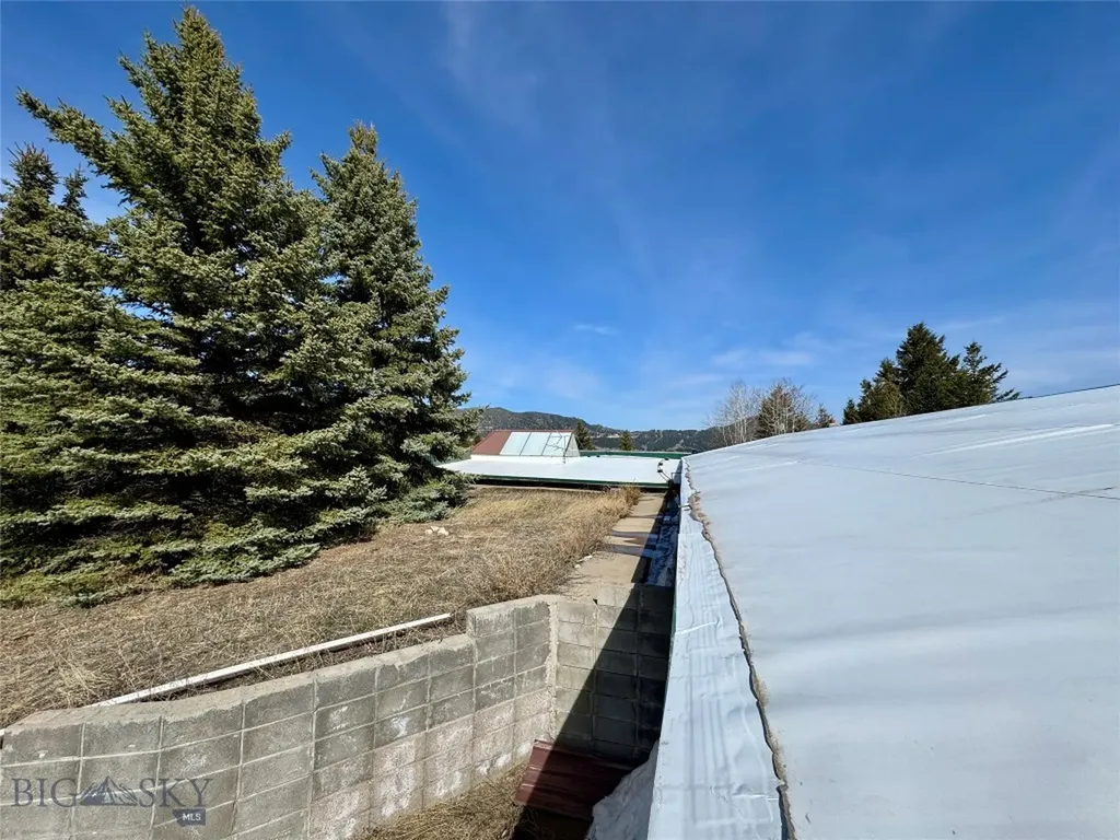 55 Equis Lane Butte MT 59701