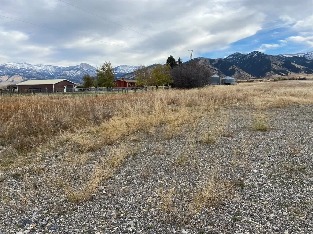 6114 Springhill Road Belgrade MT 59714