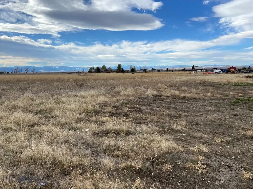 6114 Springhill Road Belgrade MT 59714